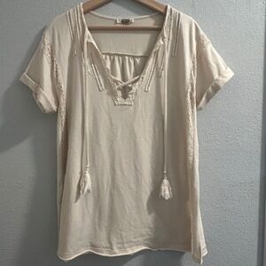 Gimmicks Womens XS Top Criss Cross Tunic Lace Trim Boho Cream‎ Short Sleeve
